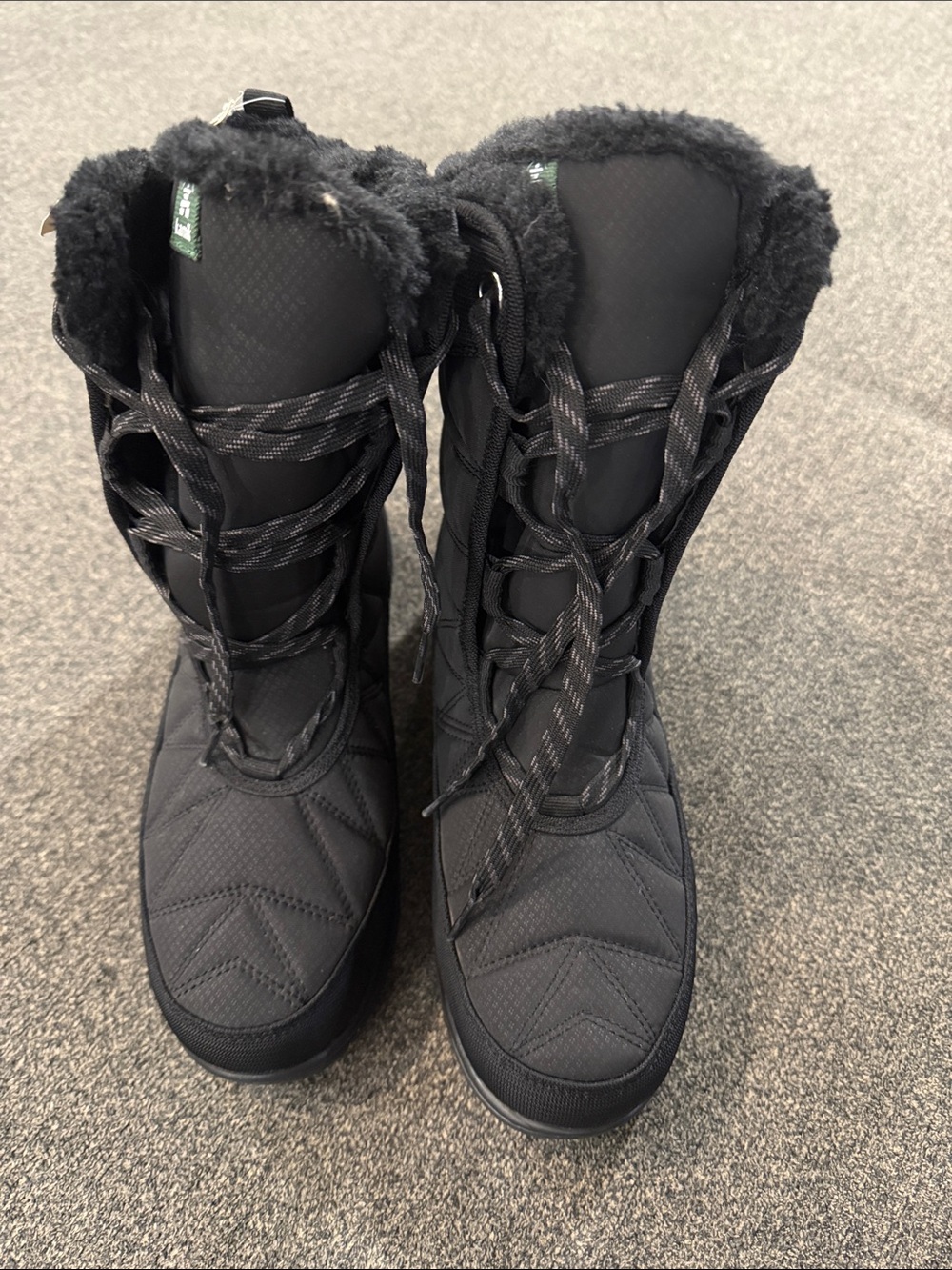 NWT Kamik Women's Black Winter Lace-Up Fur-Trim Boots